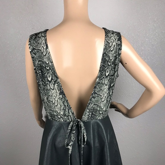 Walter by Walter Baker back out dress sz M - Picture 5 of 8
